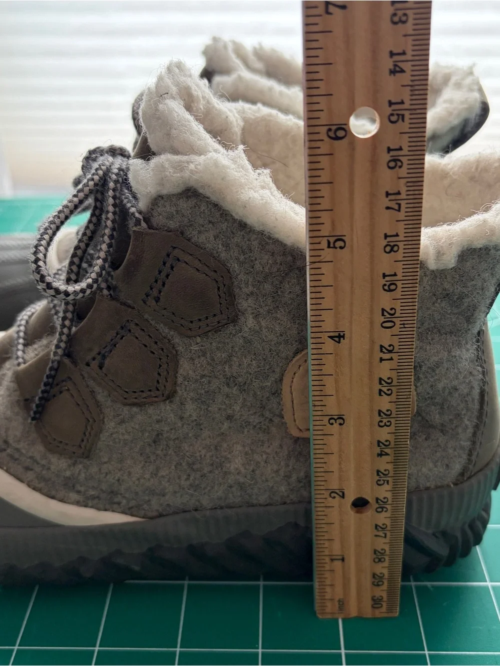 Sorel Women’s Grey & Tan Fleece-Lined Winter Boots